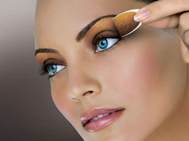 smokey eye makeup tips
